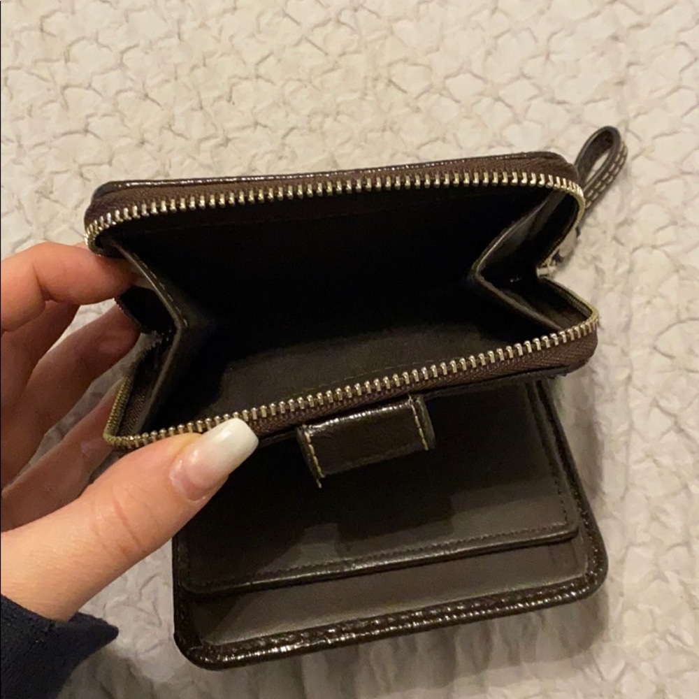 wallet - Picture 4 of 4